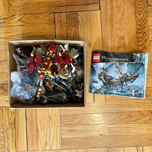 Lego Pirates of the Caribbean (mixed with Extras) + Manual
